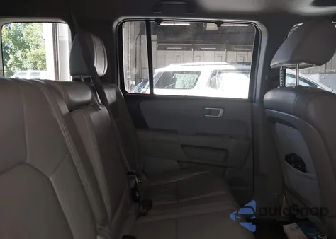 2015 Honda Pilot Touring from USA, damaged, VIN 5FNYF4H99FB041247